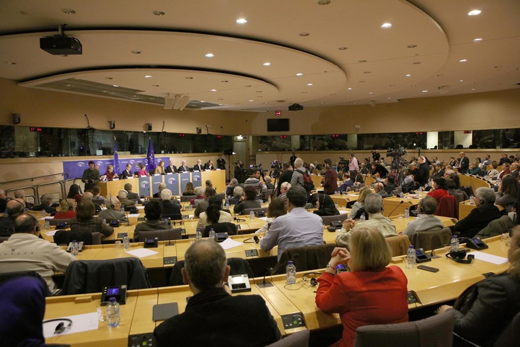 كلمة مريم رجوي في البرلمان الأوروبي لمناسبة اليوم العالمي لحقوق الإنسان بروكسل – 7 ديسمبر 2016