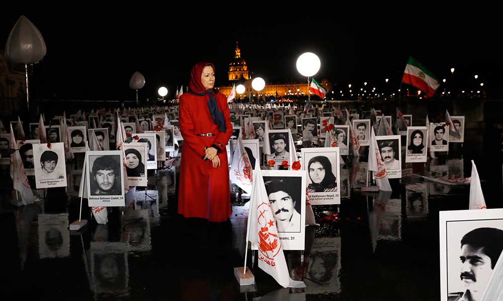 مريم رجوي في معرض الجريمة ضد الإنسانية فی باريس