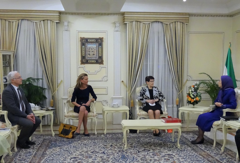 لقاء مريم رجوي بوفد من السياسيين الألمان برئاسة السيدة ريتا زوسموث