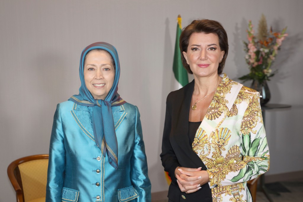 لقاء مريم رجوي مع عاطفة يحيى آغا، رئيسة جمهورية كوسوفو السابقة