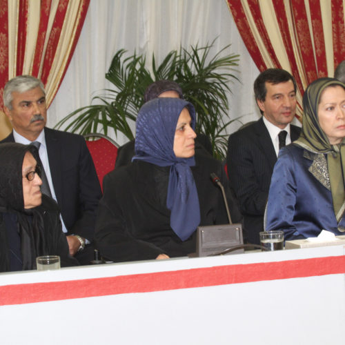 Maryam Rajavi pays homage to the mothers of martyrs at a ceremony commemorating Madam Sadegh at Auvers sur Oise – 24 November 2014