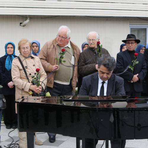 Maryam Rajavi at memorial ceremony for the victims of Paris attacks, Auvers-sur-Oise, November 16, 2015