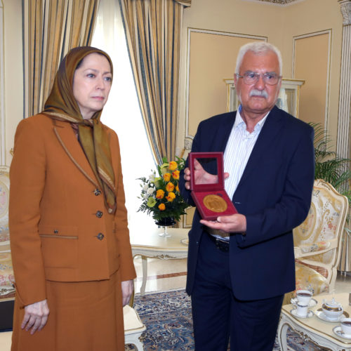 Maryam Rajavi meets with George Sabra-May 12, 2016