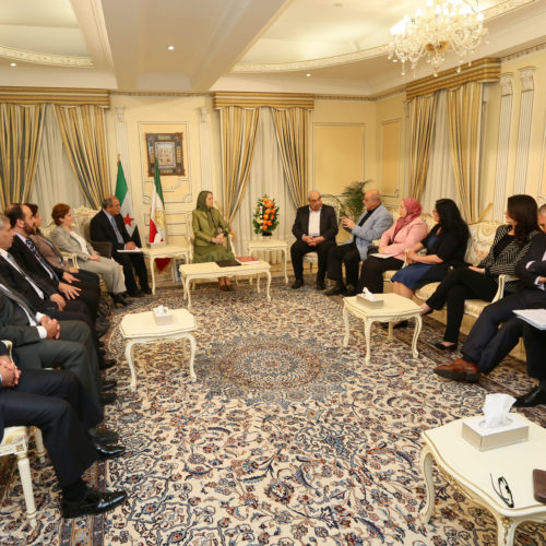 Syrian Opposition delegation meets with Maryam Rajavi, Auvers-sur-Oise, June 11, 2016