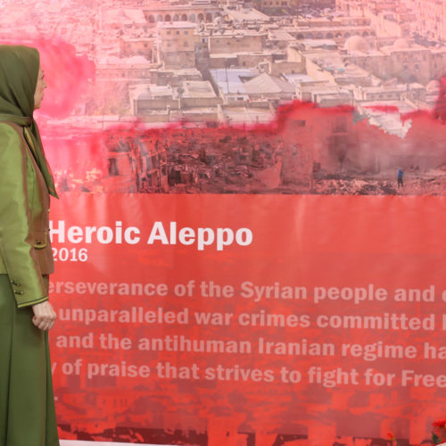 Maryam Rajavi Visiting the exhibition on Syrian people's resistance along with the Syrian Opposition representative delegation- June 11, 2016