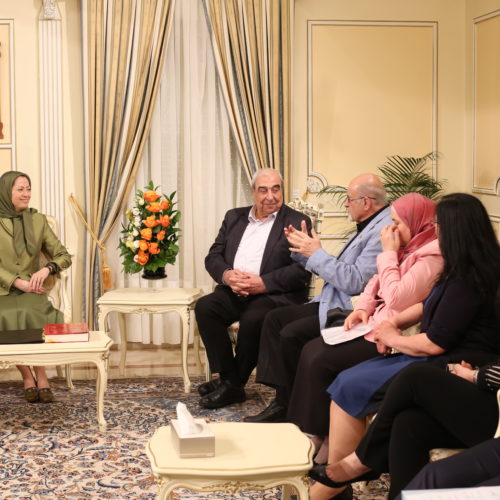 Syrian Opposition delegation meets with Maryam Rajavi, Auvers-sur-Oise, June 11, 2016