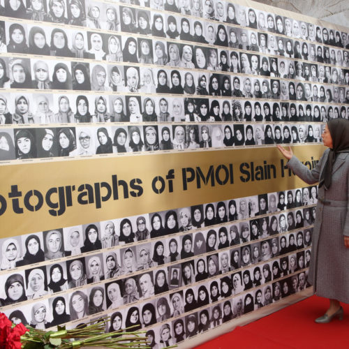 Maryam Rajavi visits exhibition of 150 years of Iranian women’s struggle for freedom and equality –March2017