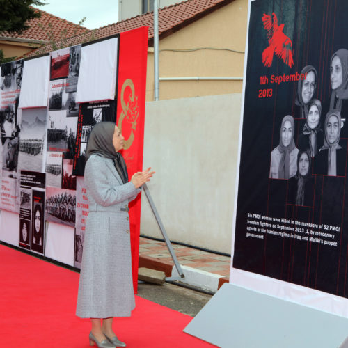 Maryam Rajavi visits exhibition of 150 years of Iranian women's struggle for freedom and equality –March2017