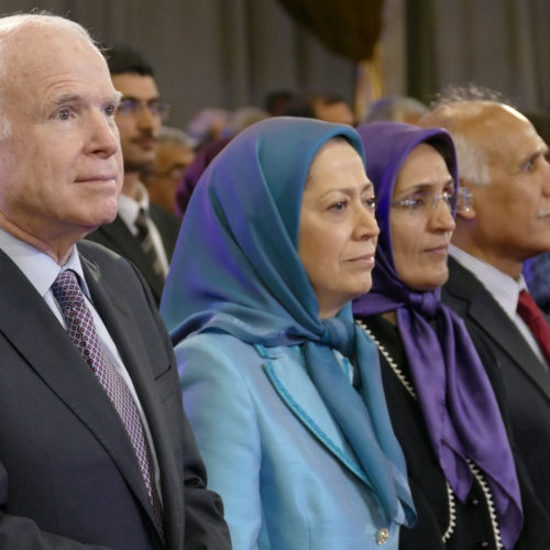 Maryam Rajavi meets with US Senator John McCain
