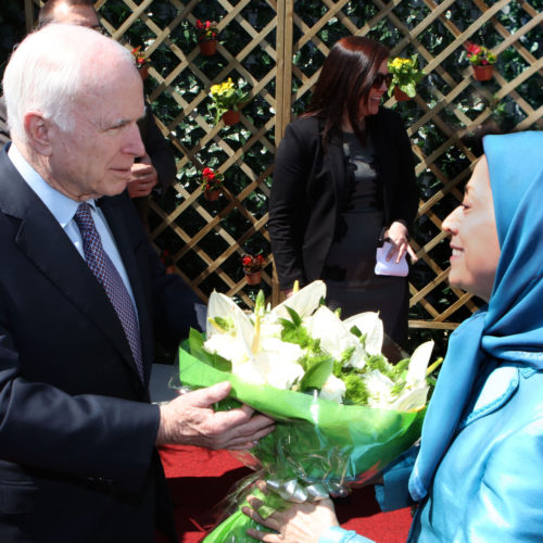 Maryam Rajavi meets with US Senator John McCain