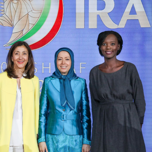 Maryam Rajavi with Mss. Íngrid Betancourt and Rama Yade – Grand Gathering for a Free Iran- Paris, July 1, 2017