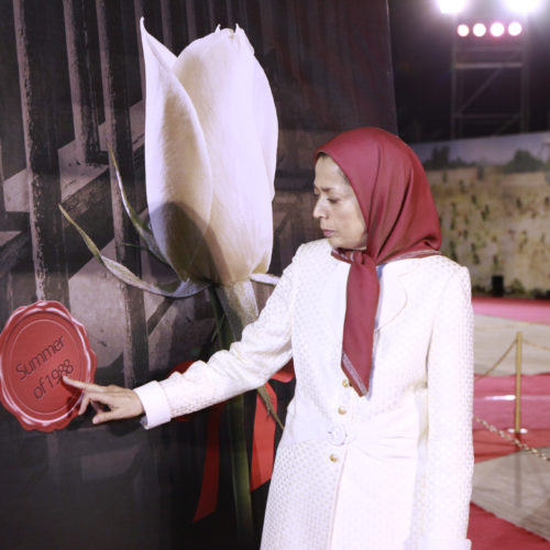 Commemorating the heroes martyred in the 1988 massacre in Iran