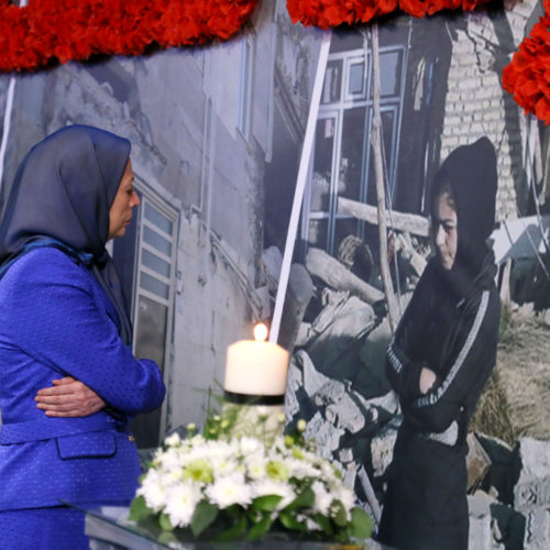 Paying tribute to the memorial of victims of the earthquake in Kermanshah