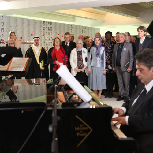 Musical Performance at the human rights exhibition- Paris, December 16, 2017.