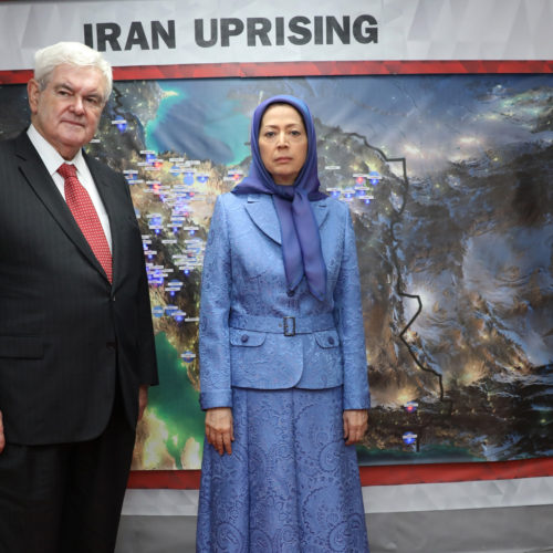 Maryam Rajavi, former US House Speaker Newt Gingrich, visit an exhibition honoring the Iranian people’s uprising and those martyred