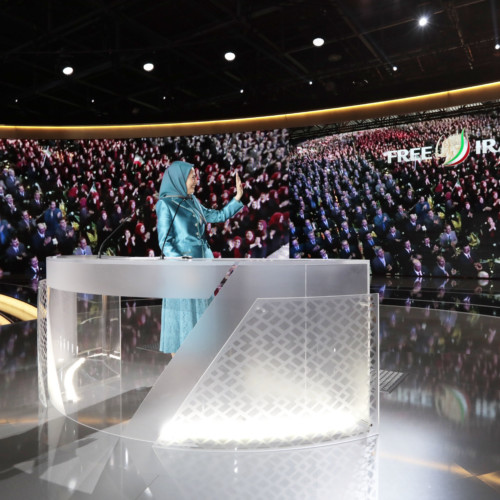 Maryam Rajavi lauds the PMOI freedom fighters in Albania as they were connected via satellite to the “Free Iran - The Alternative” gathering – Villepinte, June 30, 2018
