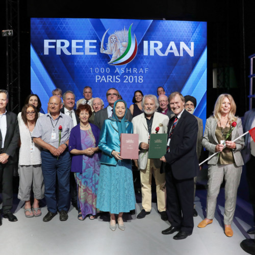 Maryam Rajavi with a high ranking delegation of MPs and dignitaries from the UK