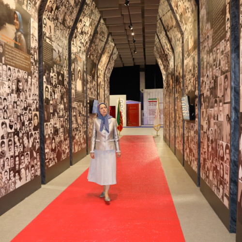 Maryam Rajavi  at the exhibition of the Iranian people’s 120 years of struggle for freedom- July 12, 2019