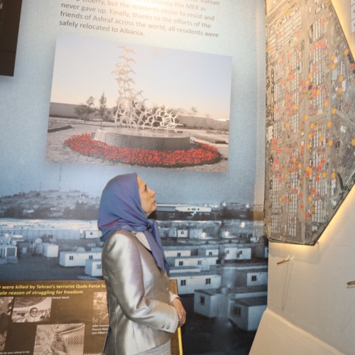 Maryam Rajavi  at the exhibition of the Iranian people’s 120 years of struggle for freedom- July 12, 2019