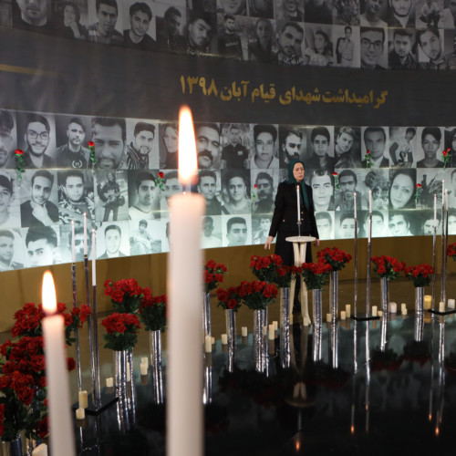 Flowers and candles for martyrs of November uprising
