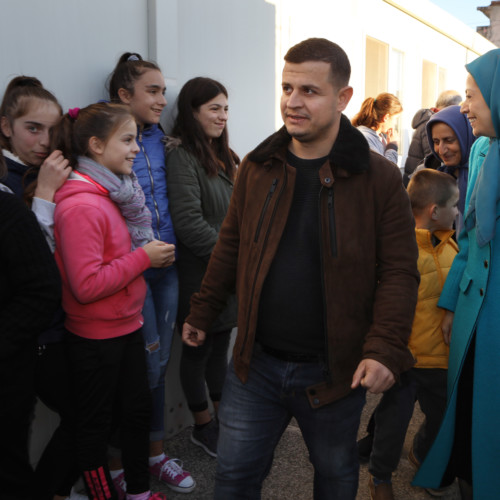 Maryam Rajavi visits victims of earthquake in Albania- December 2019