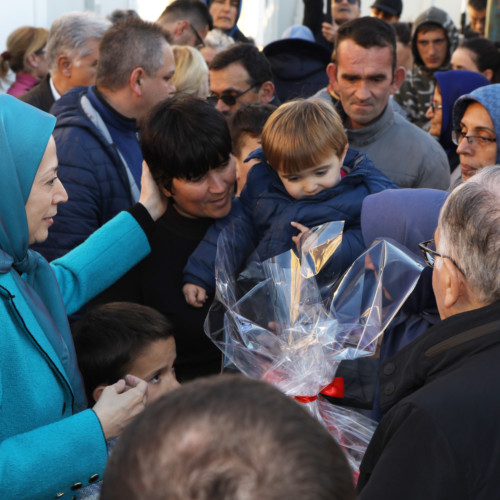 Maryam Rajavi visits victims of earthquake in Albania- December 2019