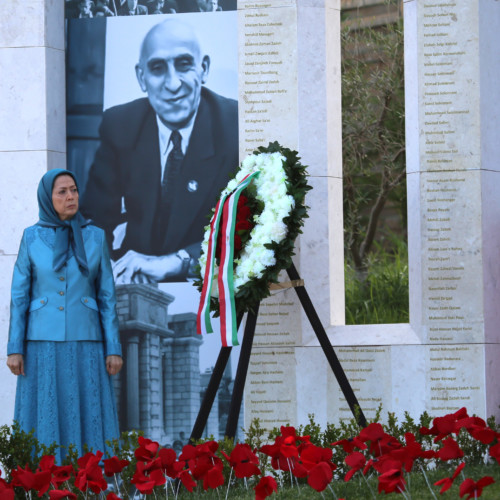 Maryam Rajavi, in ceremony to commemorate July 20 anniversary of Iranians’ historic uprising in 1952 in honor of Dr. Mohammad Mosaddeg – Ashraf 3, July 17, 2020.