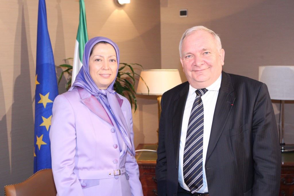 Chair of the Group of the European People’s Party met with Maryam Rajavi