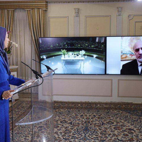 Bassam Al-omoush, former Jordanian Minister and Jordan’s Ambassador in Tehran, speaks to the conference, Arab-Islamic Solidarity with the Iranian people and Resistance 