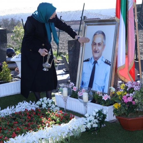Paying homage to the national hero, PMOI pilot, Col. Behzad Mo’ezzi