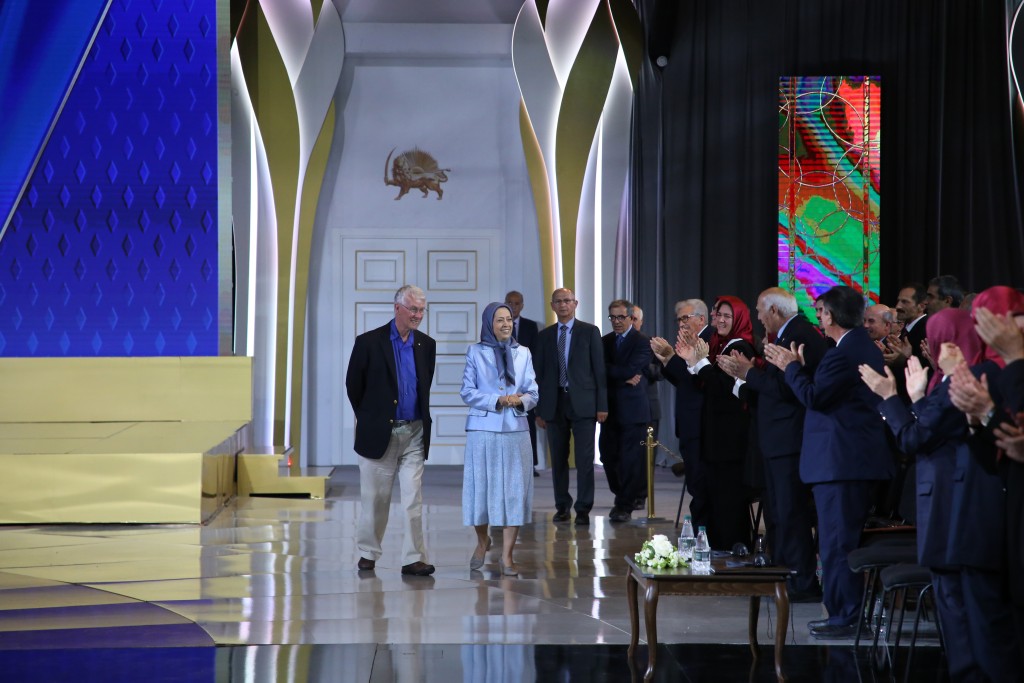 Maryam Rajavi: Scientists defending Iranian people’s Resistance are beacons of the worlds’ scientific community