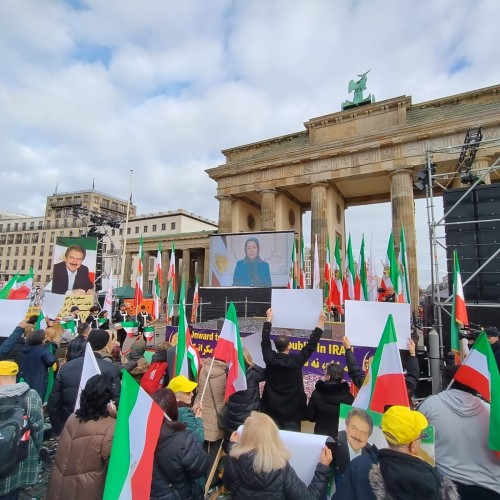 Freedom-Loving Iranians Rally on the Anniversary of the Iranian People’s Anti-Monarchical Revolution- 10 February 2024