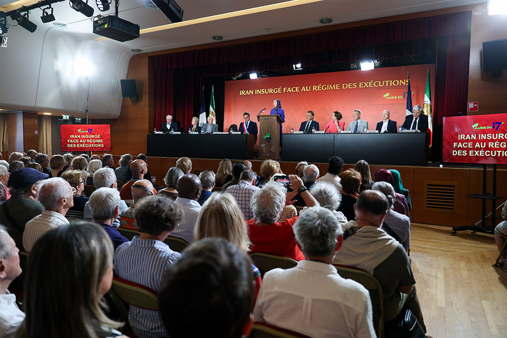 Conference at the District 17 Municipality of Paris