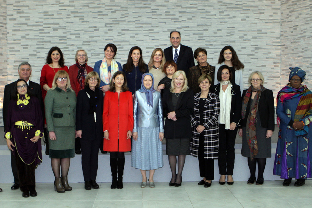 Maryam Radjavi : le leadership des femmes et une génération d’hommes pour l’égalité et l’émancipation-  A l’occasion de la Journée internationale des femmes2017