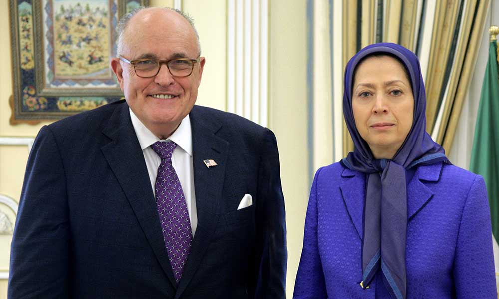 Rencontre entre Maryam Radjavi et Rudy Giuliani au siège du CNRI en France- Giuliani : la Résistance iranienne est une alternative fiable au régime des mollahs