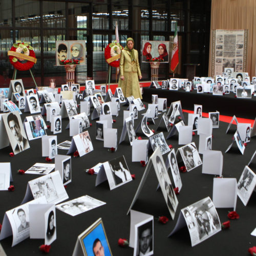 Maryam Rajavi in the gathering at Villepinte, Onward to Freedom- June 22, 2013