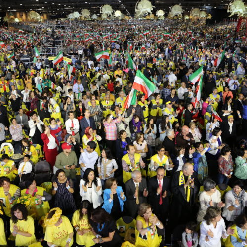 Maryam Rajavi in the gathering at Villepinte, Onward to Freedom- June 22, 2013