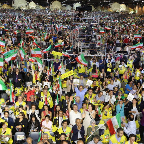 Maryam Rajavi in the gathering at Villepinte, Onward to Freedom- June 22, 2013