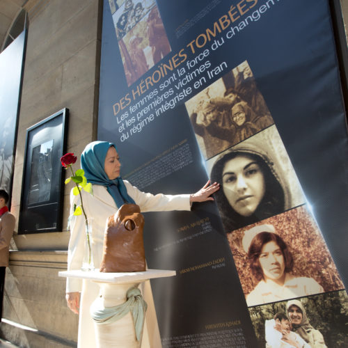 Maryam Rajavi and personalities gathered at the conference of 10 October 2015