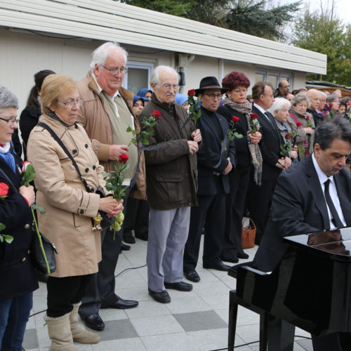 Maryam Rajavi at memorial ceremony for the victims of Paris attacks, Auvers-sur-Oise, November 16, 2015