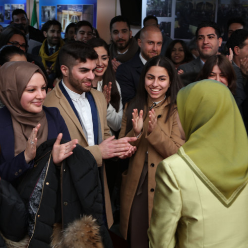 Discours de Maryam Radjavi à un rassemblement de jeunes pour l’anniversaire de la révolution de 1979 en Iran -10 février2018