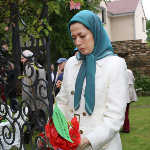 Maryam Radjavi aux « Rendez-vous aux Jardins » à Auvers-sur- Oise- 4 juin 2016