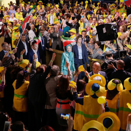 Maryam Radjavi au grand rassemblement pour un Iran libre – Le Bourget – 9 juillet 2016