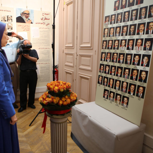 Message et visite de Maryam Radjavi à l’exposition à la mairie de 2eme arrondissement de Paris- Le 24 aout 2016