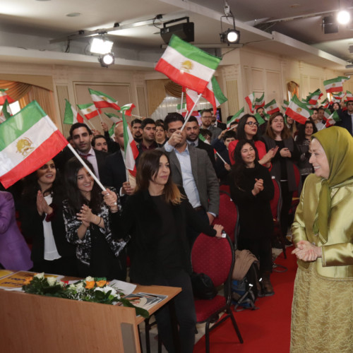 Discours de Maryam Radjavi à un rassemblement de jeunes pour l’anniversaire de la révolution de 1979 en Iran -10 février2018