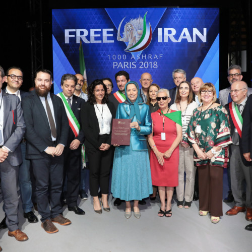 Maryam Rajavi with mayors and members of Parliament from Italy