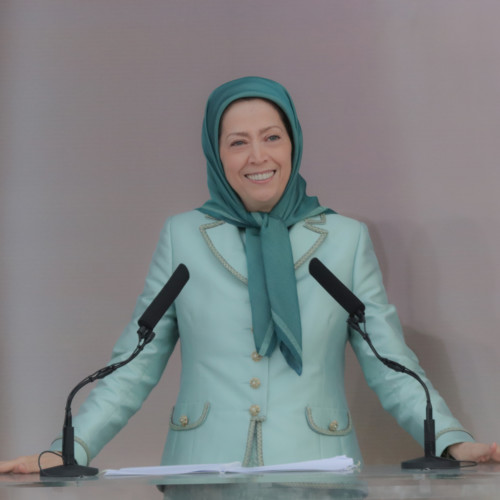 Maryam Radjavi à la cérémonie de l'anniversaire de la fondation de l'Organisation des Moudjahidine du peuple d'Iran à Achraf-3- septembre 2019