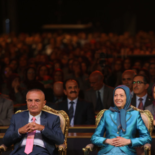 Le président albanais Ilir Meta rencontre Maryam Radjavi à Achraf 3, en Albanie- 13 septembre 2019