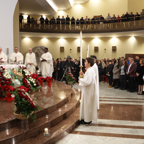 Maryam Rajavi at the Christmas Eve mass at Tirana’s Saint Paul Metropolitan Archdiocese- December 25, 2019