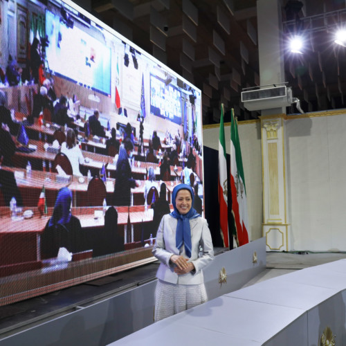 Maryam Radjavi à la 33e session du Conseil national de la Résistance iranienne- juillet 2020